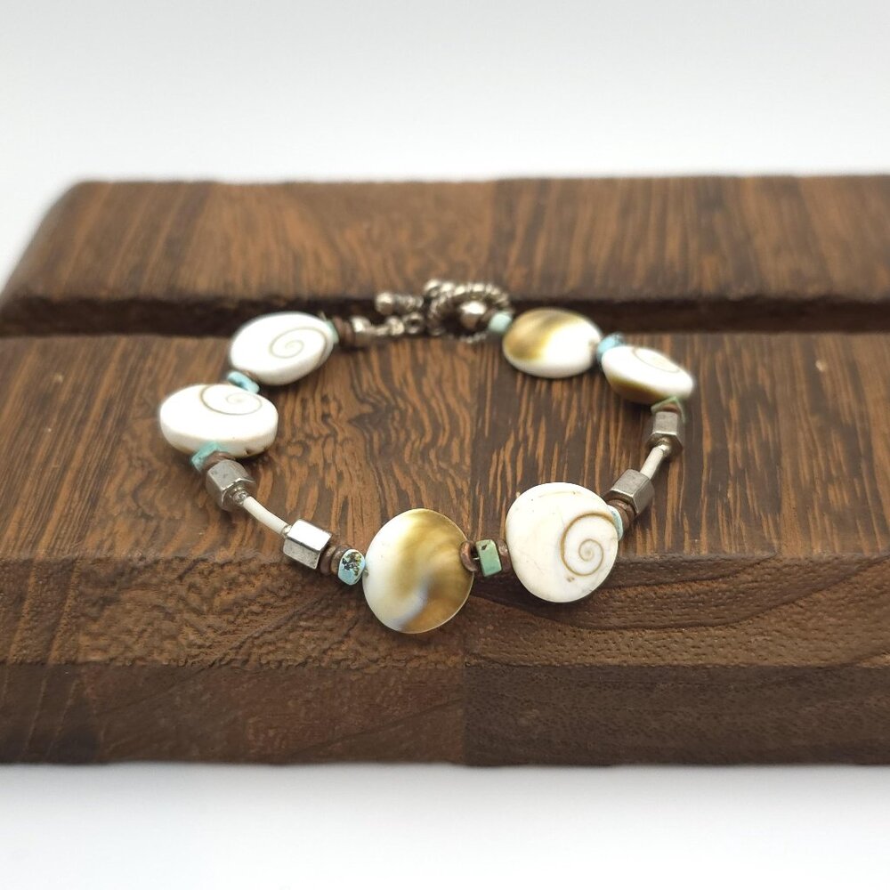 7 Inch Sterling Silver Shiva Shells Bracelet B310